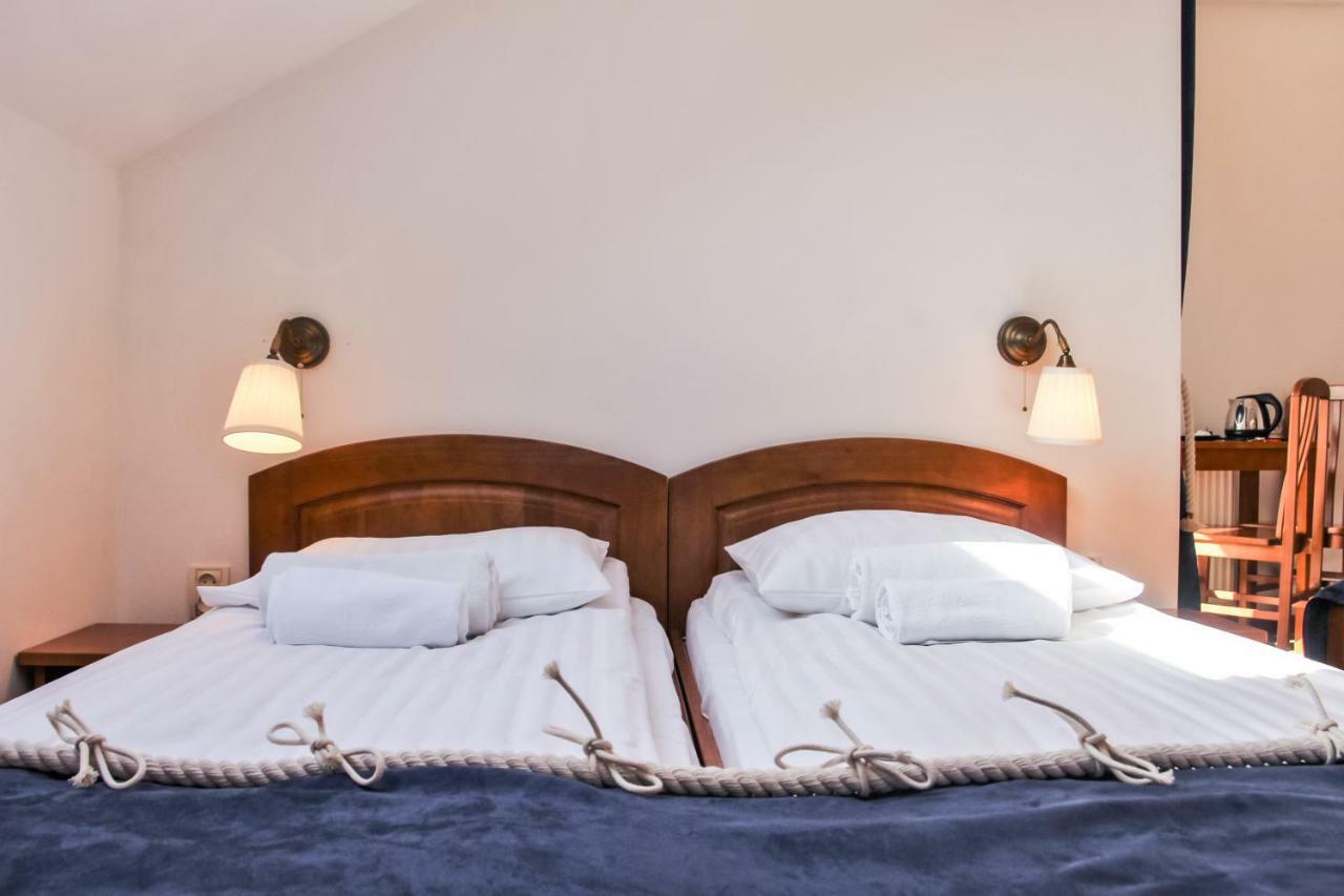 Bursztynowa Bed & Breakfast Rewa